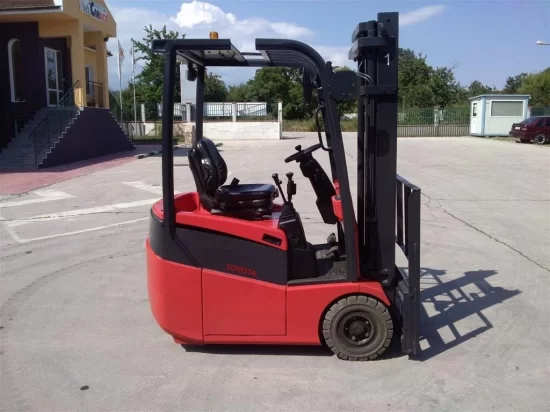 електрокар TOYOTA