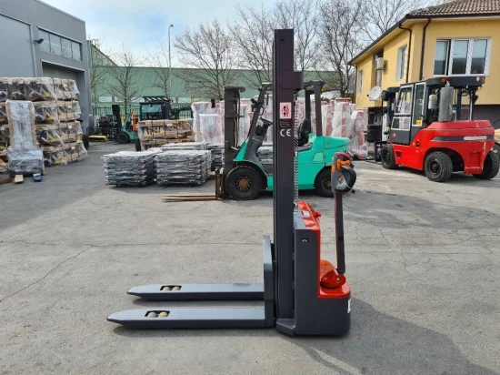 LIFTEX Dynamic 1525D електрически стакер за хладилни помещения