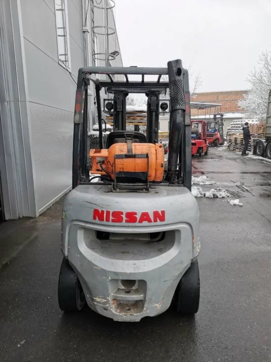 газокар NISSAN