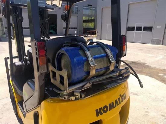 газокар KOMATSU