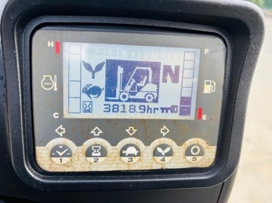 газокар NISSAN/UNICARRIERS
