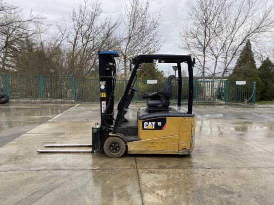 електрокар  CATERPILLAR